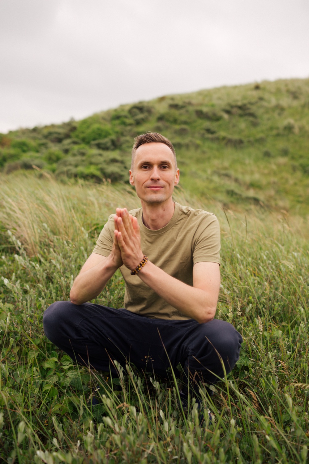 Martijn Bor in de duinen bij Heiloo